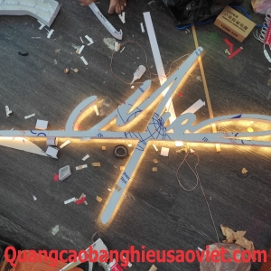 LED HẮC CHÂN CHỮ
